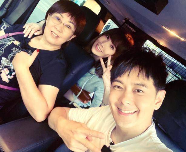 原创陈若仪晒照甜喊老公与林志颖练双人瑜伽撒糖婆婆举动暖心