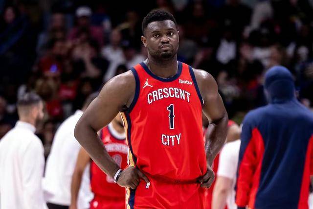 锡安登场40分钟全场观众都筋疲力尽身体机能应该是红的