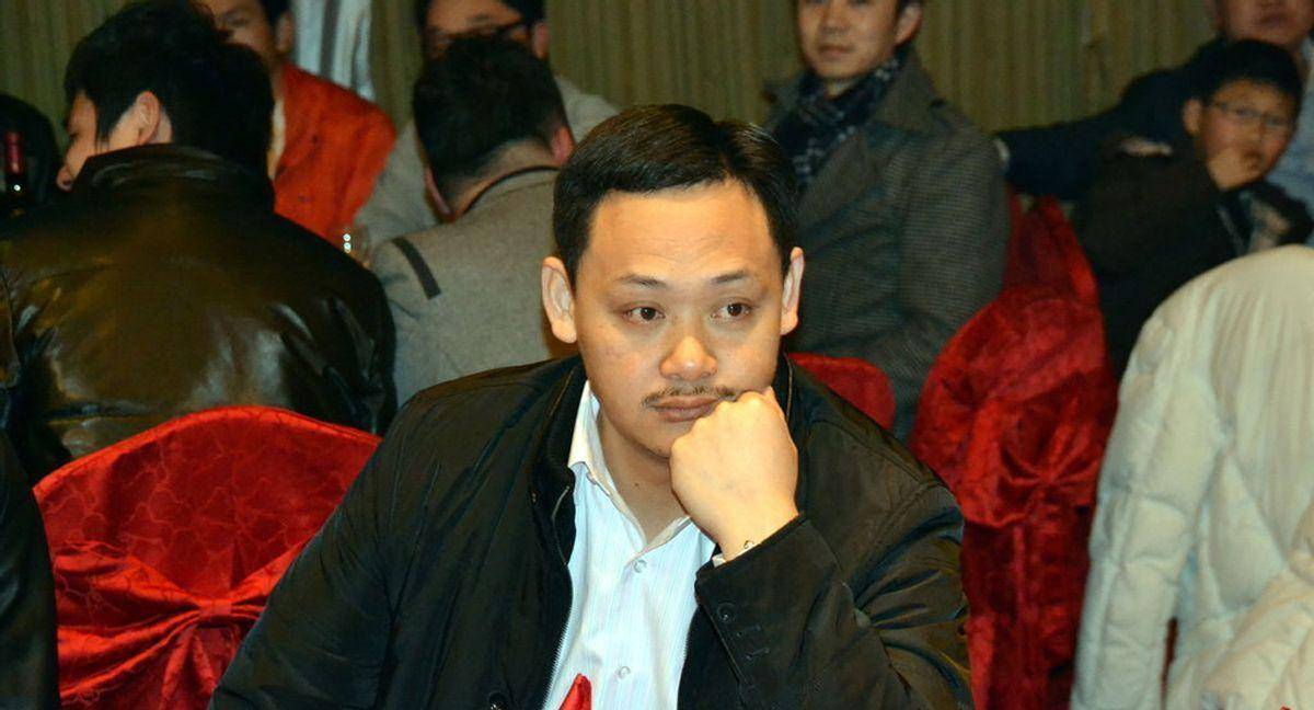 奥运举重冠军占旭刚:退役后迎娶初恋空姐,已是副厅干部未来可期