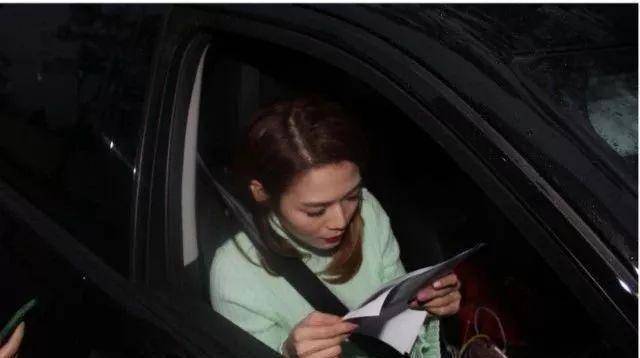 老公被指"偷吃"短发女子_黄文迪_陈生_生活