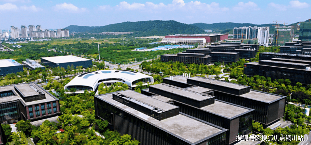 武汉华中科学生态城嘉悦府