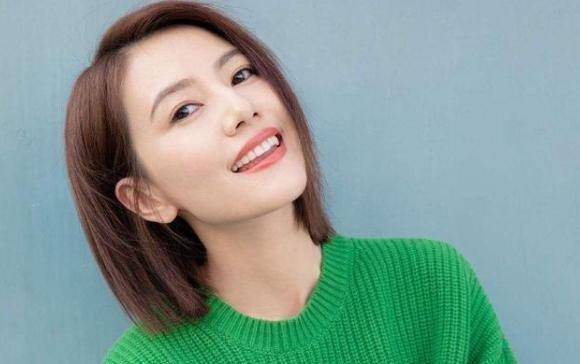 原创42岁的高圆圆,承认自己演戏方面天分有限,曾容貌焦虑