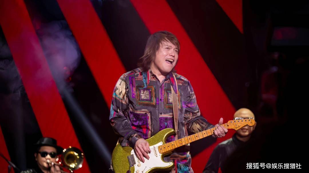 原创伍佰的红是有原因的人民日报评论唱歌口音重但很真实