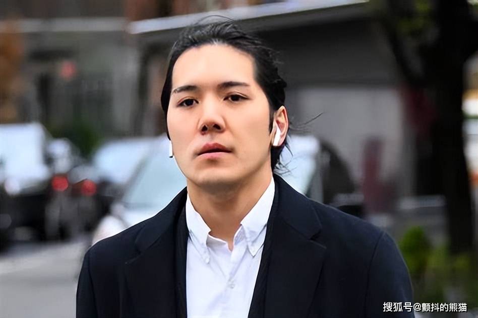 原创小室圭突然现身有望成为日本大佬们的御用顾问