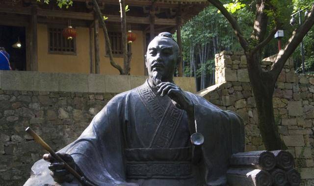 此人临终前留下遗言将我的眼睛挂在东城门上我要亲眼看到灭国