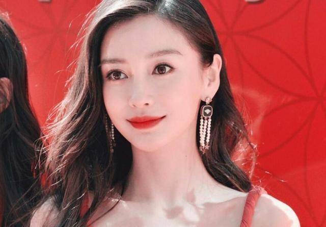 原创angelababy寸头造型又靓又帅猛一看和黄晓明有点像了