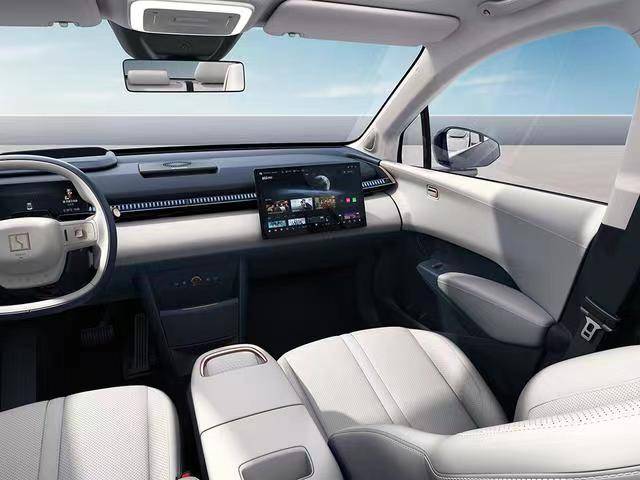 售价20万起!极氪X紧凑型SUV,外观内饰动力无可挑剔!_搜狐汽车_搜狐网