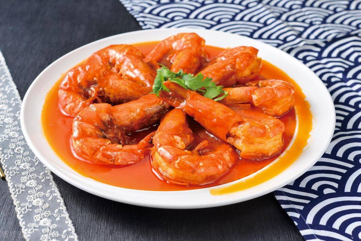 老公,你弟来蹭饭就行,为啥我弟就不行?老公的回复让我直接发飙