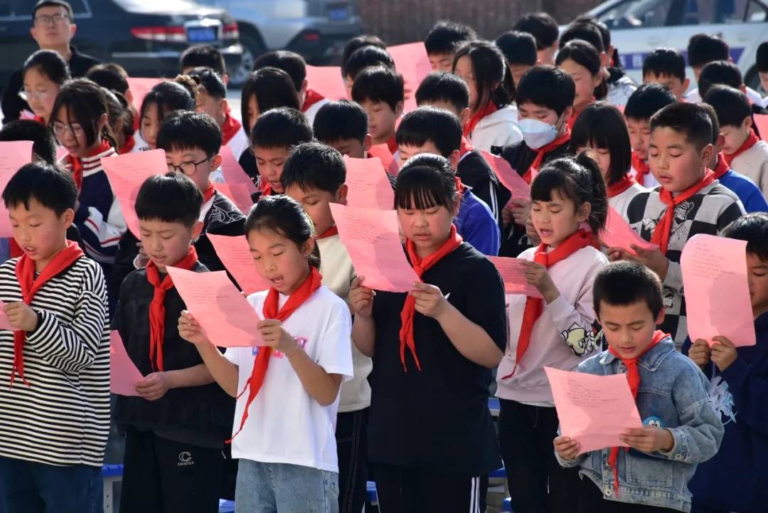 巩义市志愿服务联合会举办春雨圆梦爱心助学志愿服务活动