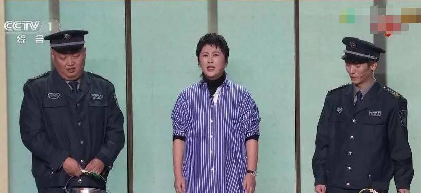 原创马丽产后和老公首现身手臂纤细状态佳许文赫明显发福胖好几圈