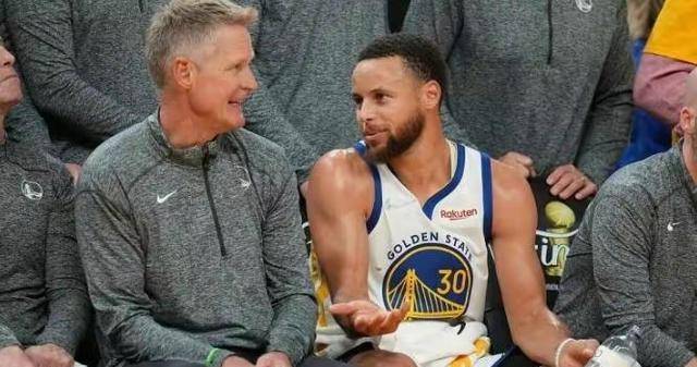 原创库里拉胯场次那么多但为何还说库里依旧是联盟里的顶级巨星