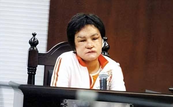 14岁少女保姆被打得不成人形,少女挨打5年却不跑,原因至今成谜