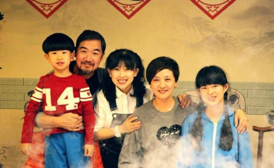 原创娱乐圈没有孩子的女星杨丽萍为跳舞拿掉孩子刘雪华终身不孕