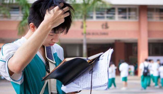 天才神童张满意11岁考高中,多次被985大学录取,却屡遭学校劝退_宁安