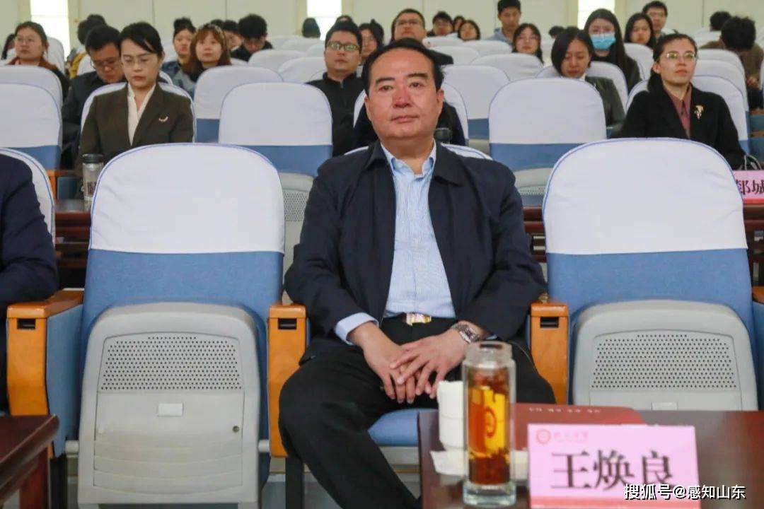 2024年临沂人才环境推介会暨青鸟计划临沂大学专场招聘会举办