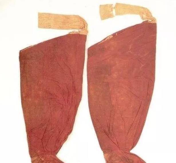 始于先秦的"开裆裤",古代男女都喜欢穿,只为方便"交通"吗_尿裤子_汉昭