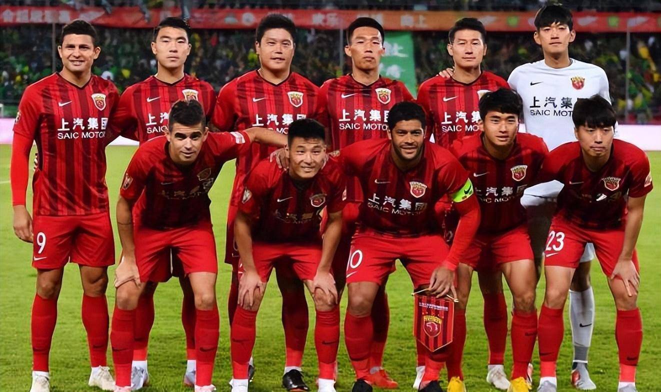 因为本轮中超联赛上港是主场作战. 因此,上港队肯定不能接受1-1平
