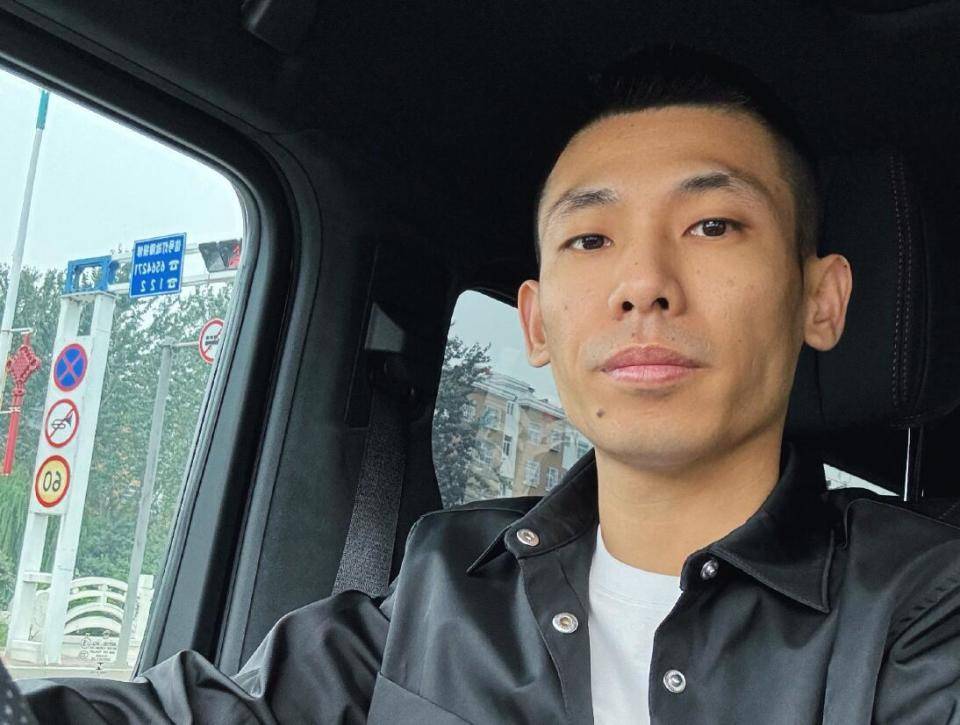 原创旭旭宝宝将举办粉丝见面会现场抽奖送小米su7却引起网友不满