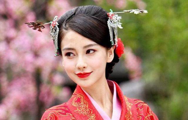 原创angelababy寸头造型又靓又帅猛一看和黄晓明有点像了