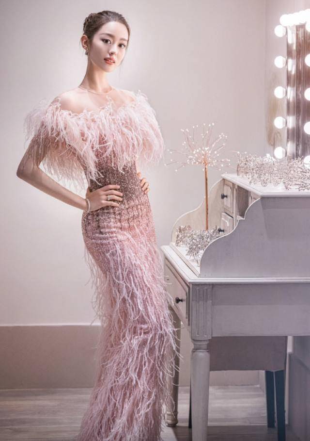 原创郎朗老婆身材好直到看到李云迪首席女徒弟现在才知道人外有人