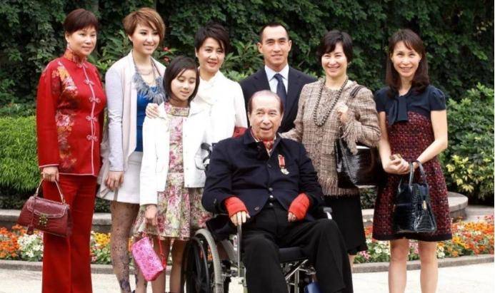 原创张子强被枪决后妻子成最大赢家带20亿出国定居现今咋样了