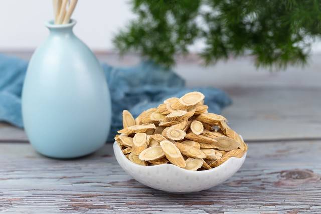 春天养生好时节,这些中药材你不能错过!