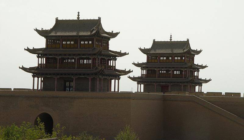 凉州之设,始于西汉,这是汉武帝匈奴攻略的一个重要组成部分.