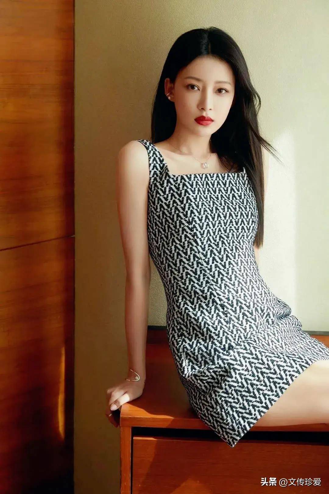 原创从野模到明星30而立的她如何能迷倒小鲜肉