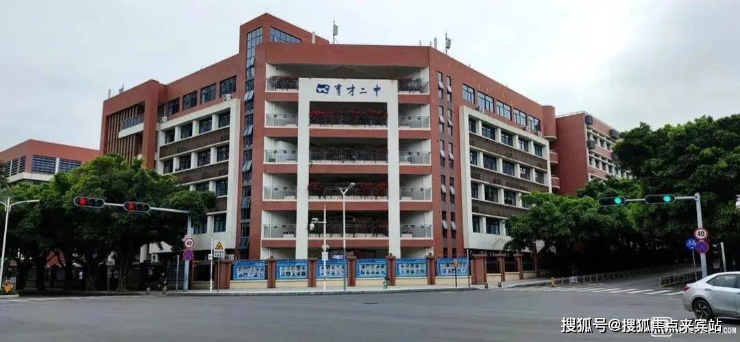 深圳晗山悦海城售楼处电话售楼中心晗山悦海城售楼处地址24小时电话