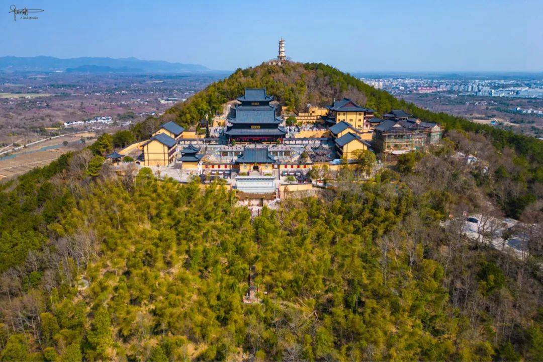 原创湖州有座仙山因寺得名贵为地藏祖庭最高处宝塔却让人大跌眼镜