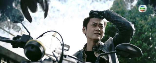 而且第一部《踩过界》主要还是王浩信"盲侠"这个角色吸引了大家,所以