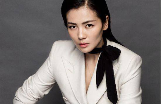 原创把刘涛抱在怀里有谁注意到他手上小动作人品如何一目了然