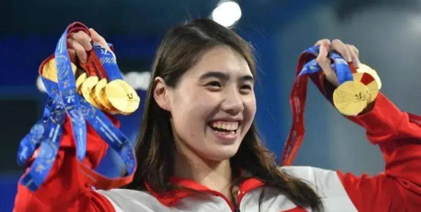 我们游泳队女子盘点两代蝶后风采依旧刘湘时尚时尚成新亮点