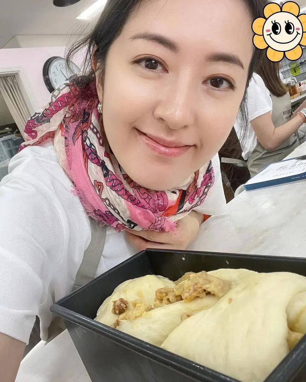 前tvb女星宣布签新公司,吐槽旧公司工作模式,离巢后终找回自我_唐诗咏