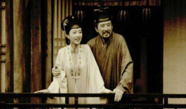 原创他文章写得好妻子娶得好却因为一句水太凉被世人瞧不起