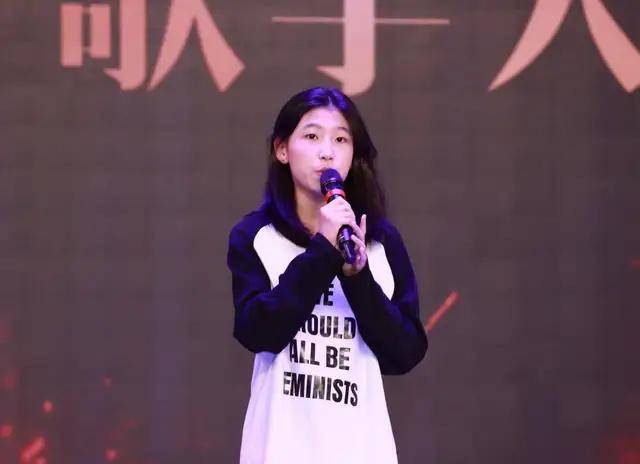 深圳东方英文书院初中部第四届歌手大赛决赛火热开唱