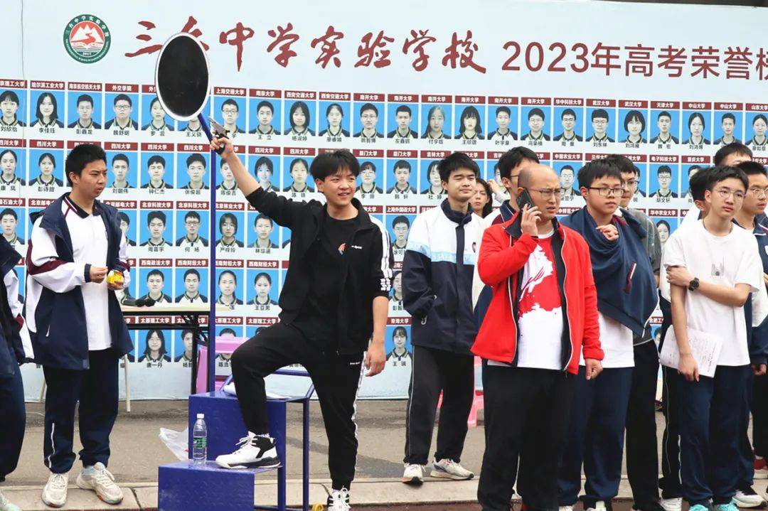 台实少年意气发运动场上展芳华三台中学实验学校第六届春季运动会掠影