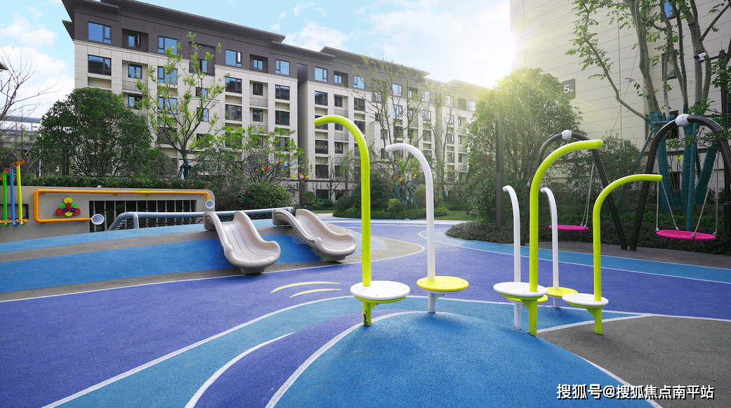 远洋红星长沙天铂售楼处电话4001598559转5888首页认证