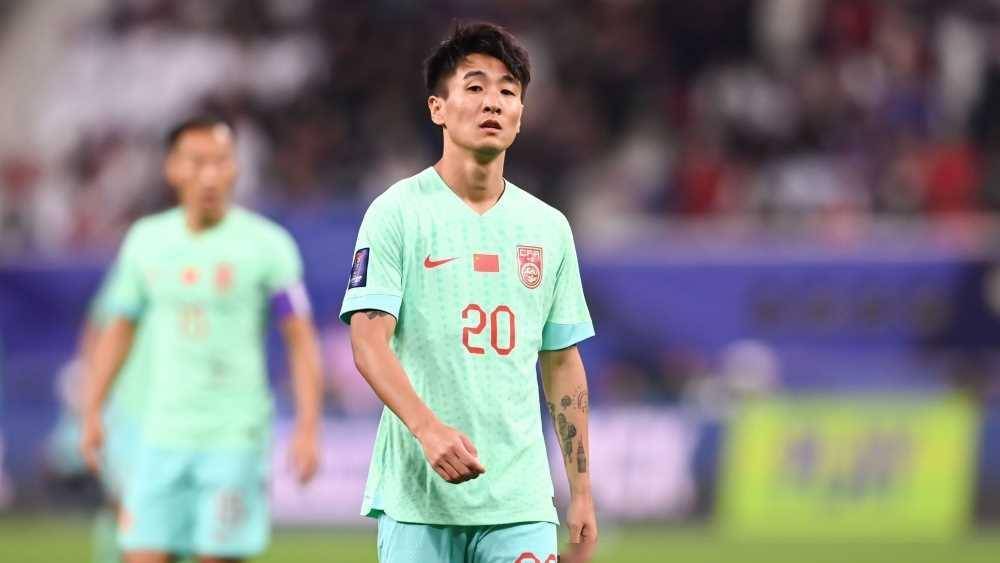 国家足球队中有三个人可以被认为是合格的,四个人更令人惊叹,武磊