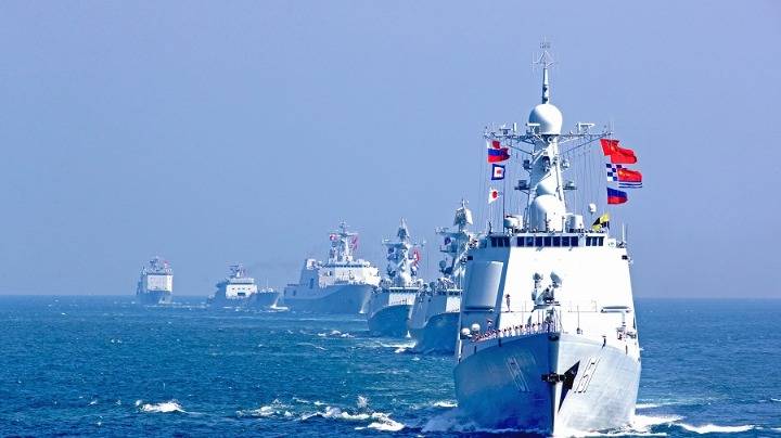 原创中国海军成立70周年辽宁号下海试航为何要悬挂日本国旗
