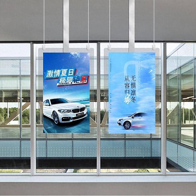 双面吊挂广告屏颠覆想象精彩不只一面