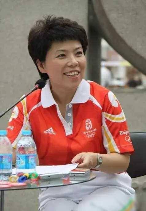 原创盘点国乒四大女子邓亚萍身材最时尚张怡宁嫁大20岁老公最幸福