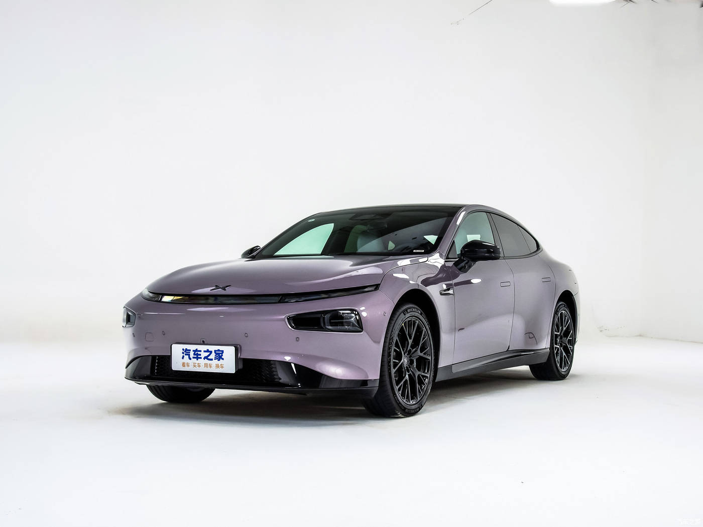 突破百万豪车想象 小鹏p7i两驱鹏翼版拒绝"超跑独配"