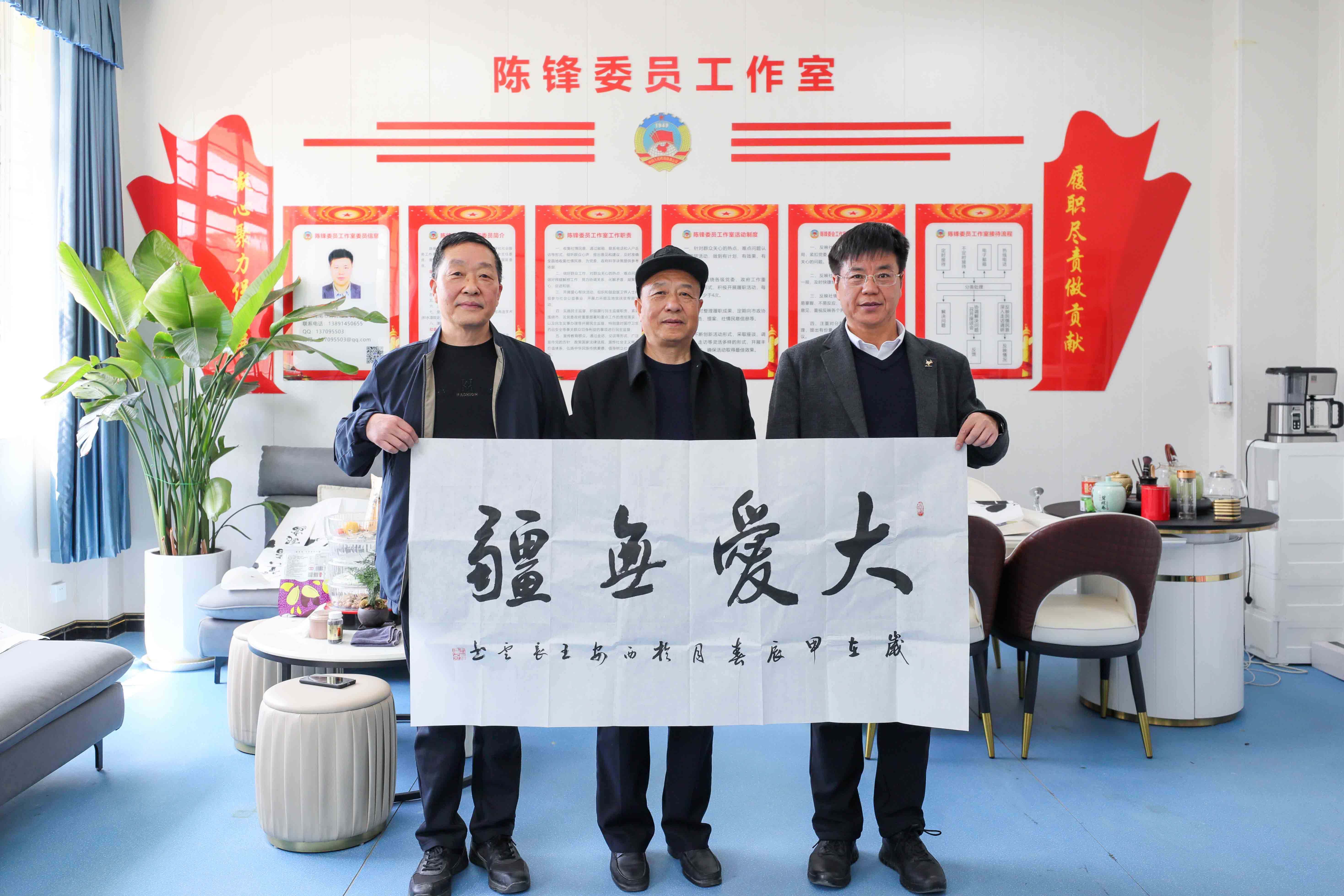 陕西彬县梓晨劳务装饰工程责任有限公司董事长田彦超表示,医护人员用