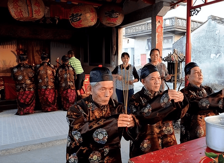 原创潮汕民俗为何能保留的如此完整这到底是迷信还是文化瑰宝