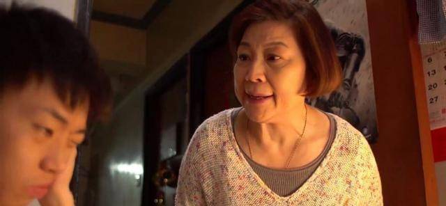 原创tvb绿叶韦春花罕有剖白年轻时爱夜蒲丧夫后培育四个儿女