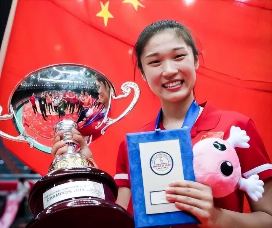 我不知道我是否知道女排运动员可以分为几个级别而李莹莹不在第一级别