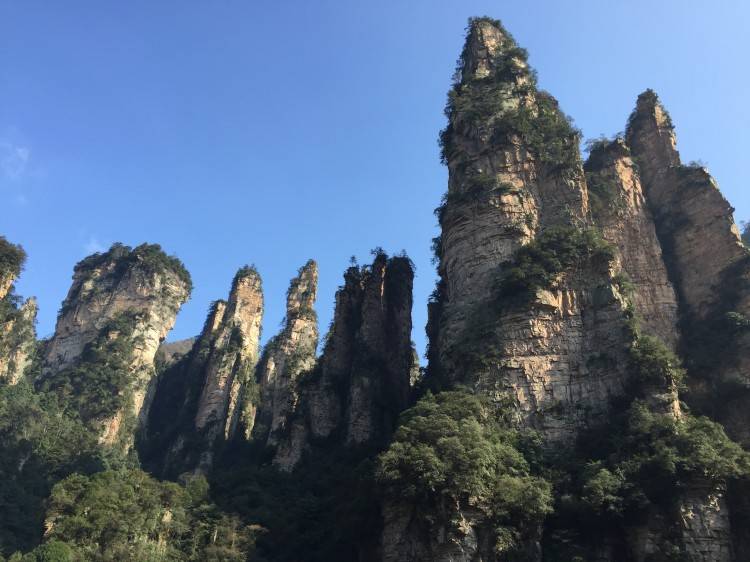 到湖南张家界天门山凤凰古城芙蓉镇旅游五天要多少钱 张家界五日游多