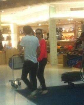 安以轩被大s横刀夺爱和戚薇还是情敌其实她早就找到真爱