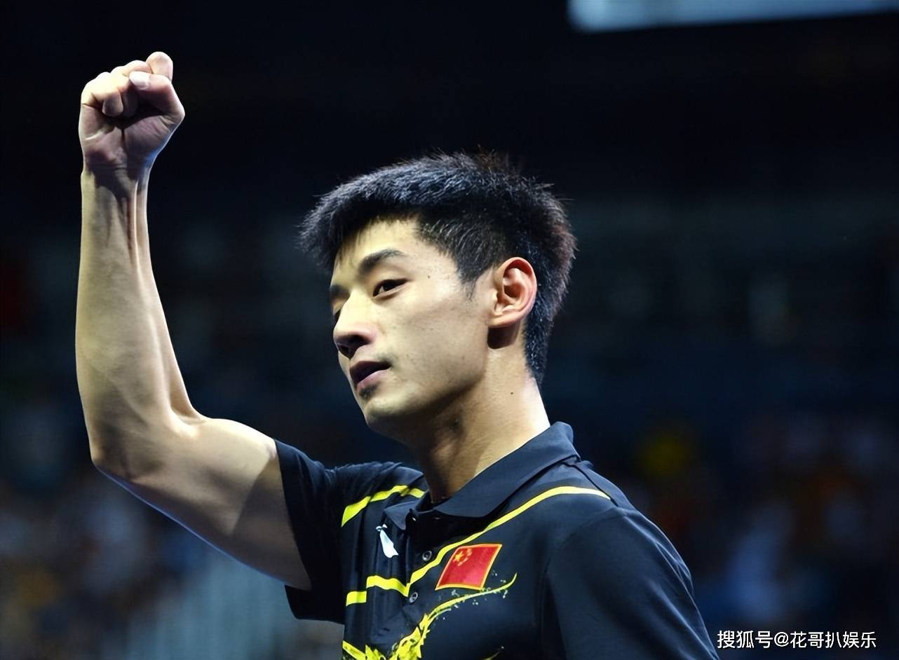 张继科全面回归搞直播在线上教人打乒乓球办高级课程班教学生